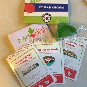 NEW in Box Raddish Kids Korean Kitchen kit + Apron